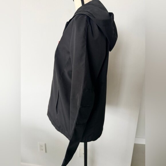 Authentic Vintage Prada Black Jacket with Red Logo – Iconic Staple - Picture 6 of 17